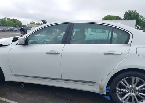 2012 Hyundai Genesis 4.6 из США, поврежденный, VIN KMHGC4DF7CU171834